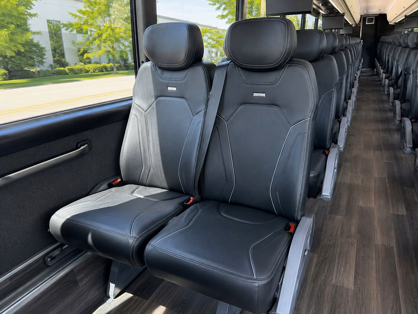 bridal party transportation to columbia s most stunning ceremony venues