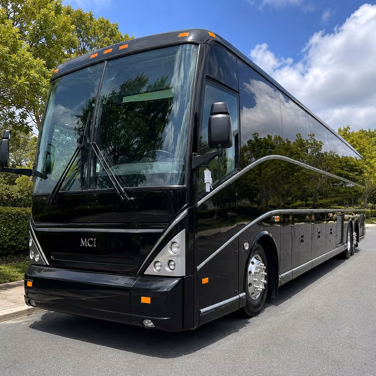 concert and special event bus rentals in columbia sc