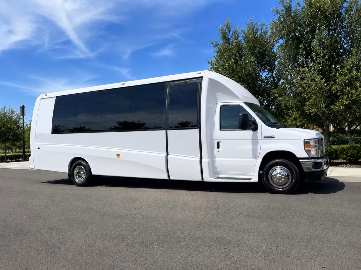 minibus rentals for smaller concert groups around the columbia area